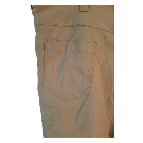 Wrangler Authentic Classic Relaxed Fit Cargo 7 Pocket Shorts Khaki Men’s Size 46 - Picture 6 of 9